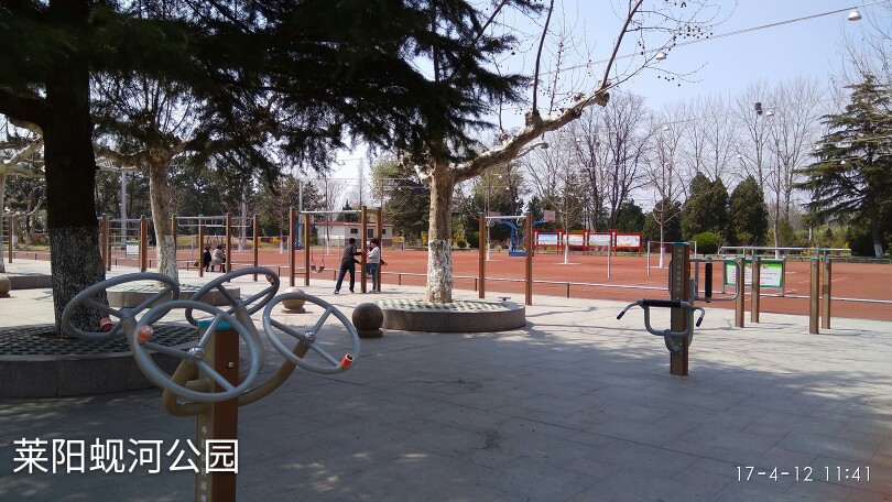                        蚬河公园