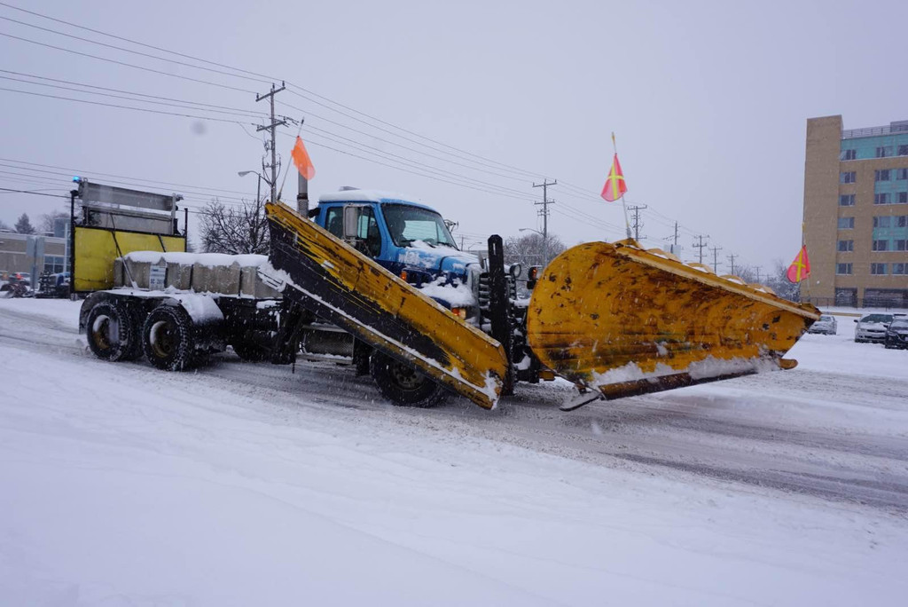  這都是剷雪