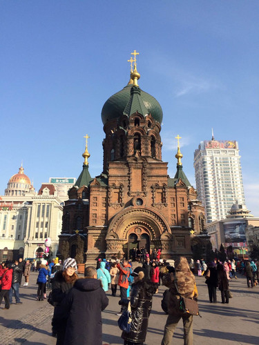 东方小巴黎 两个人的哈尔滨